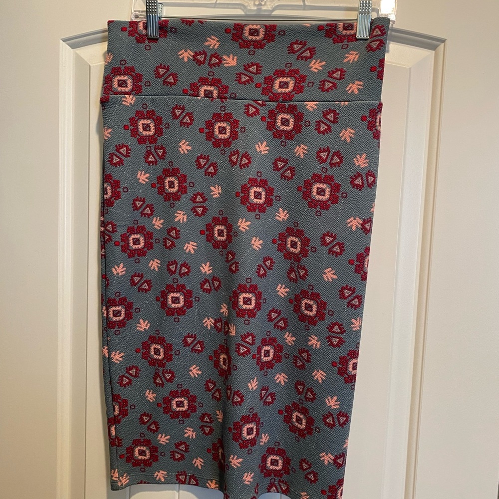 Lularoe cassie skirt